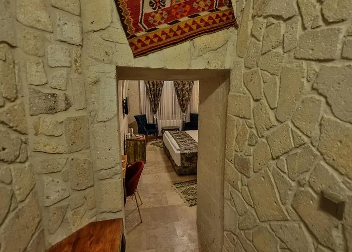 Caveadocia Stone&cave Hotel *